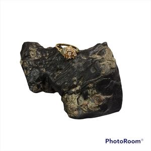 Vintage gold tone gemstone crystal ring